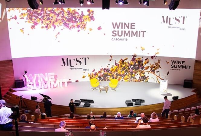 Custom Scenarios with textile printing